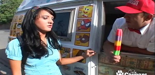  Deena Daniels Gets A Mouth Full Of Jizz From The Ice Cream Man
